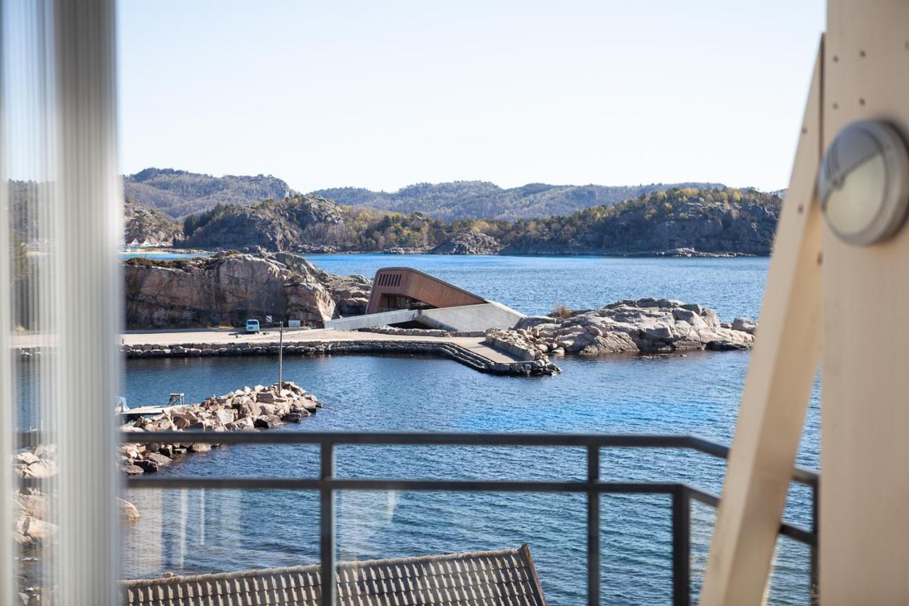 Lindesnes Havhotel Spangereid Екстер'єр фото